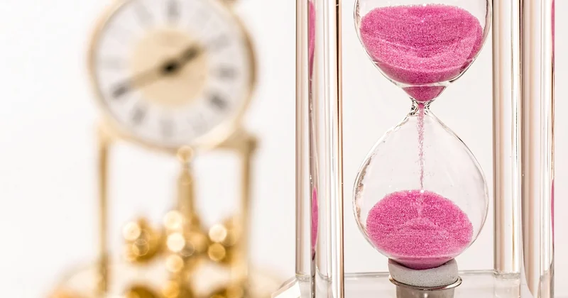 What is the 7-8-9 rule for time management?